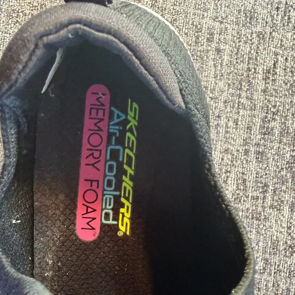 Skechers Ultra Flex Slip On Sneakers Size 7 Womens